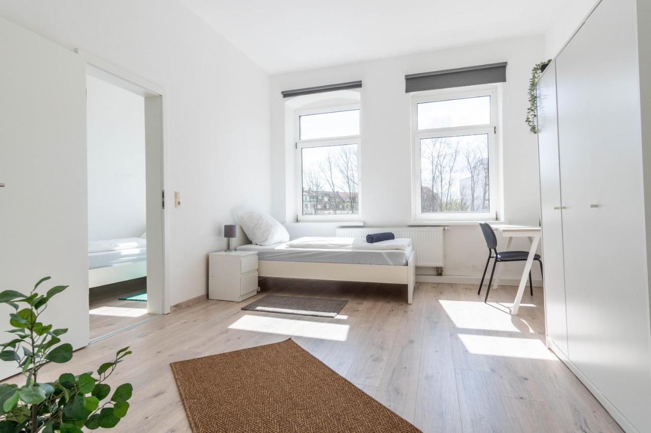 Apartment Komfortable Monteursunterkunft: 4-zimmer-wohnung Mit Getrennten Betten Erfurt