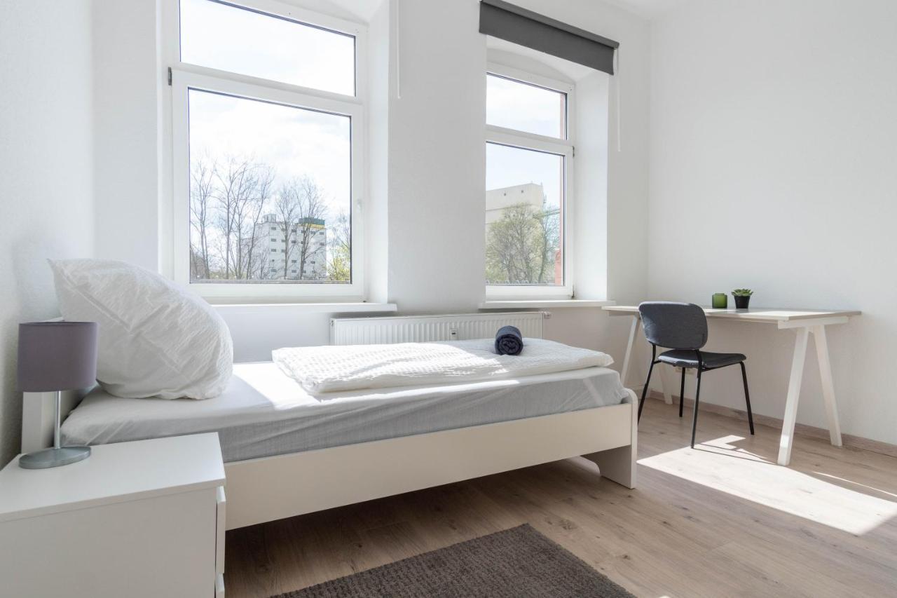 Komfortable Monteursunterkunft: 4-zimmer-wohnung Mit Getrennten Betten